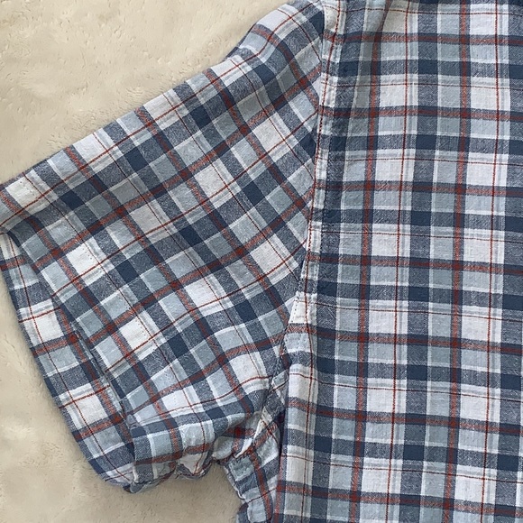 Dockers Men’s M Blue White Red Plaid Button Down Shirt EUC - Picture 4 of 11